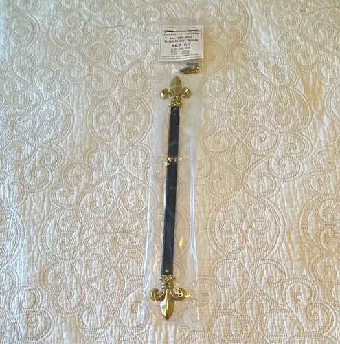 Expandable tapestry hanging - expandable,